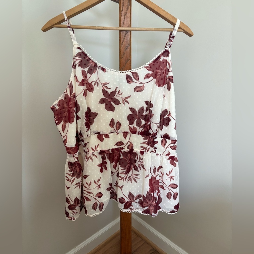 Torrid Size 4 White and Burgundy Floral Tank top